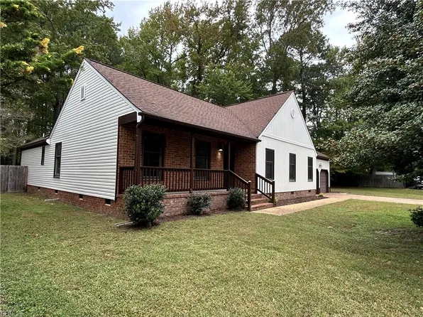 109 Carys Trce, Yorktown, VA 23693