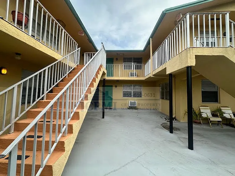622 NE 14th Ave Ft. Lauderdale, FL 33304 — Photo 10