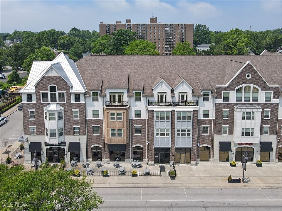 1st image of 1846 Front St APT 402