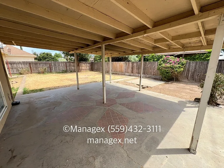 5208 N Angus St — Photo 14
