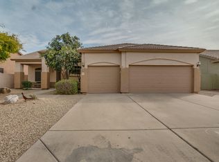 235 E Smoke Tree Rd, Gilbert, AZ 85296