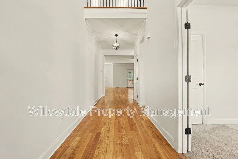 Lakestone Village — Photo 3