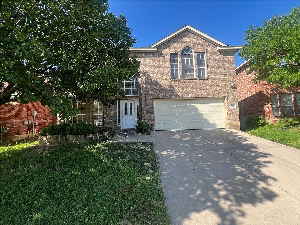 1st image of 7935 Glenway Dr