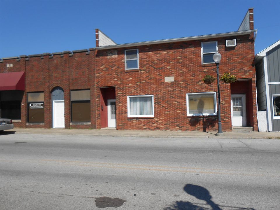 1st image of 215 1/2 N Sale St
