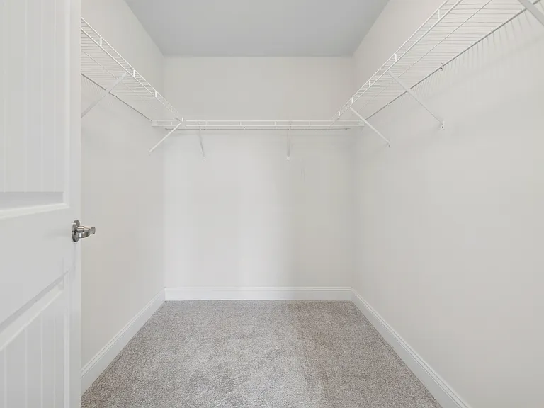 4 Sterling Dr — Photo 34