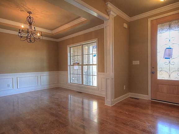 4th image of 141 Aachen Way