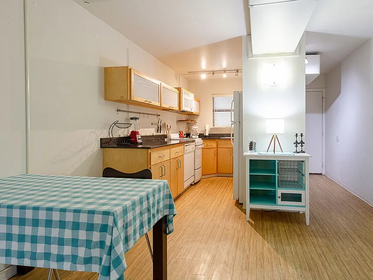 1855 Brightside Dr — Photo 1