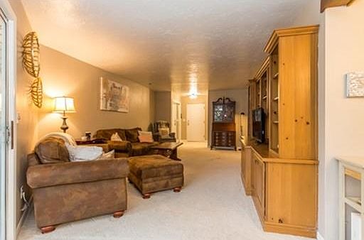 5th image of 41 Jessica Dr APT G