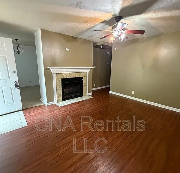 901 Westland Dr SW — Photo 3