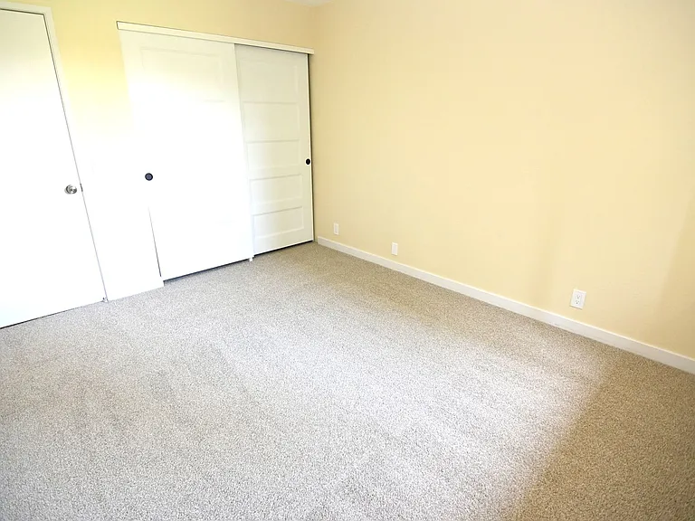 347 W Rincon Ave #E — Photo 27