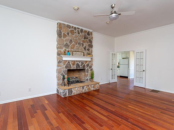 4th image of 10609 Orchid Ln