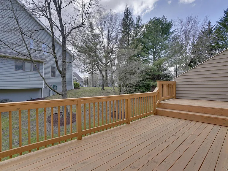 5205 Columbia Rd #9 — Photo 16