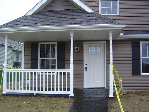 2nd image of 4804 N Creek Wood Dr