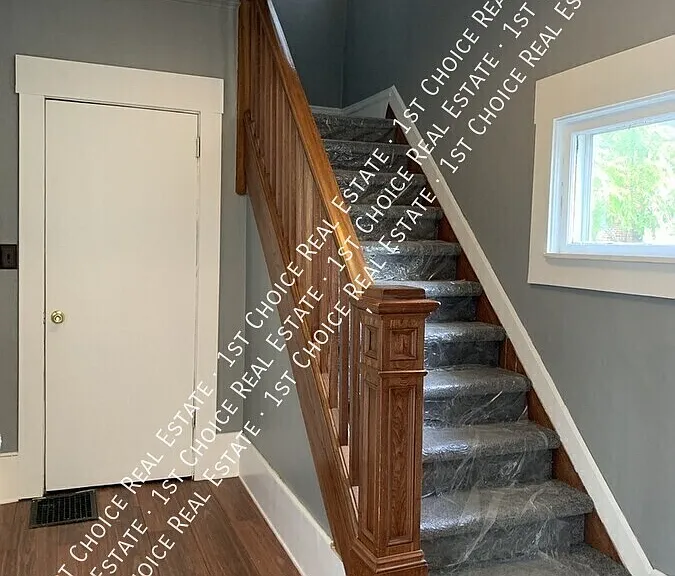 208 S Bingham St — Photo 7