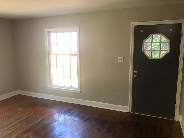 3026 Amity Garden Ct — Photo 6