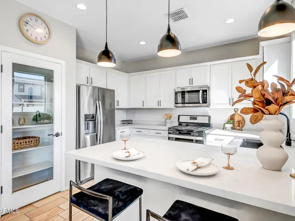 10823 W POLK Street, Avondale, AZ 85323