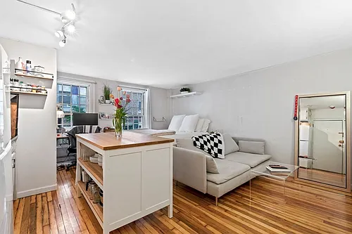 36 Joy Ct #F2 Photo 1