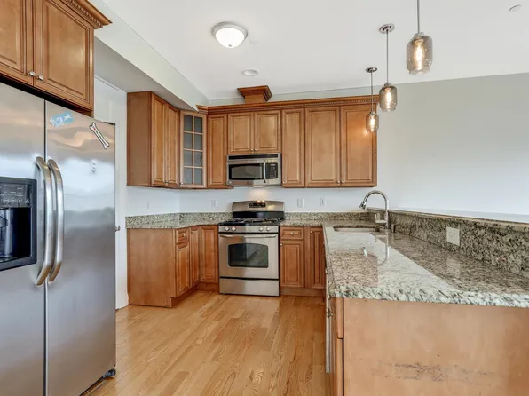 7008 Madison St Unit 301, Guttenberg, NJ 07093