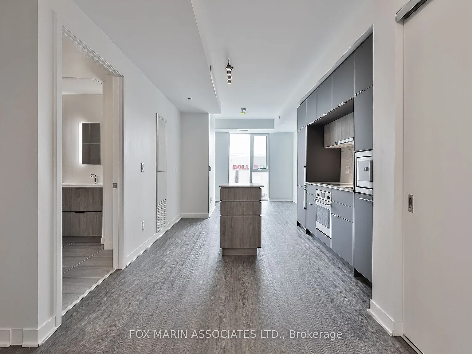 St.Clair Village — Photo 2