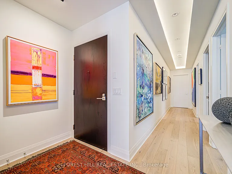 151 Avenue Rd #204 — Photo 8