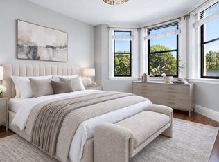 69 Park Dr APT 8, Boston, MA 02215
