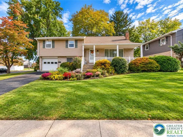 523 Alpine Cir, Emmaus, PA 18049