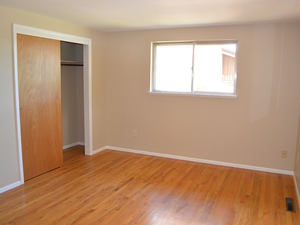 2nd image of 4113 McLean Pl