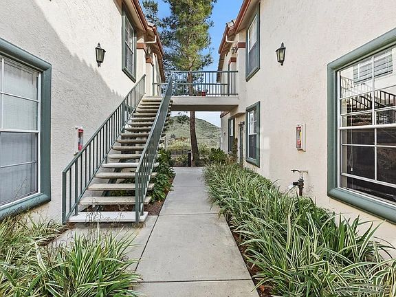 4th image of 10904 Sabre Hill Dr Unit 315