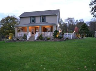 1065 Dale Rd, Finleyville, PA 15332