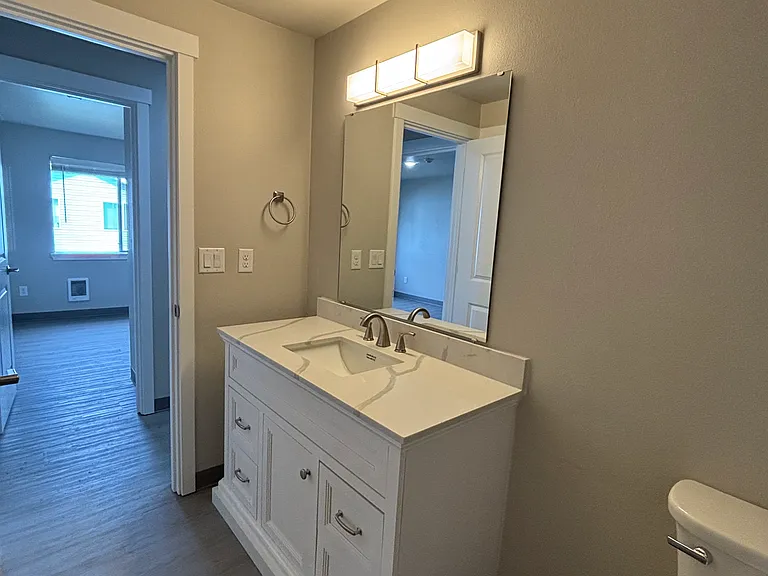 Chambers Crest Apartments — Photo 66