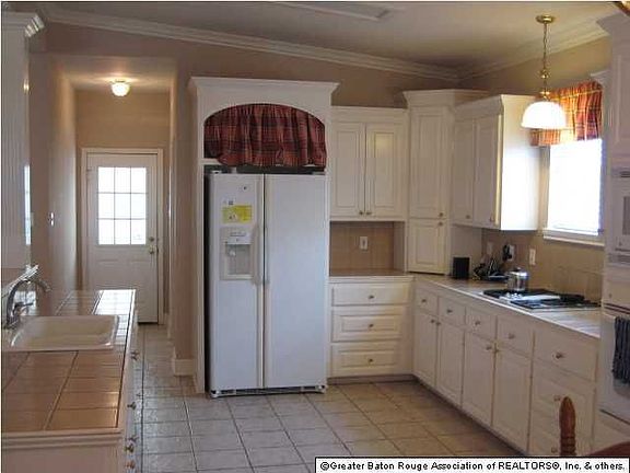 3rd image of 30964 N Summerfield Dr