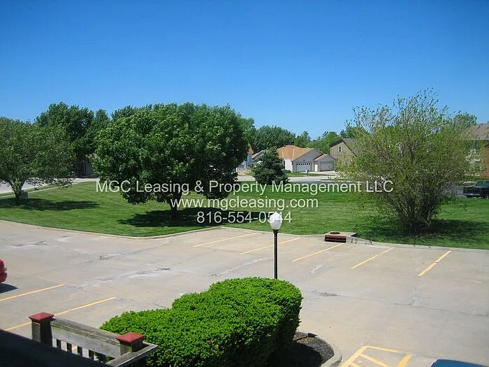 1560 E 125th St #B — Photo 11