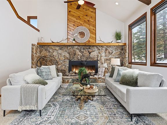 5th image of 2080 Santa Fe Mountain Road