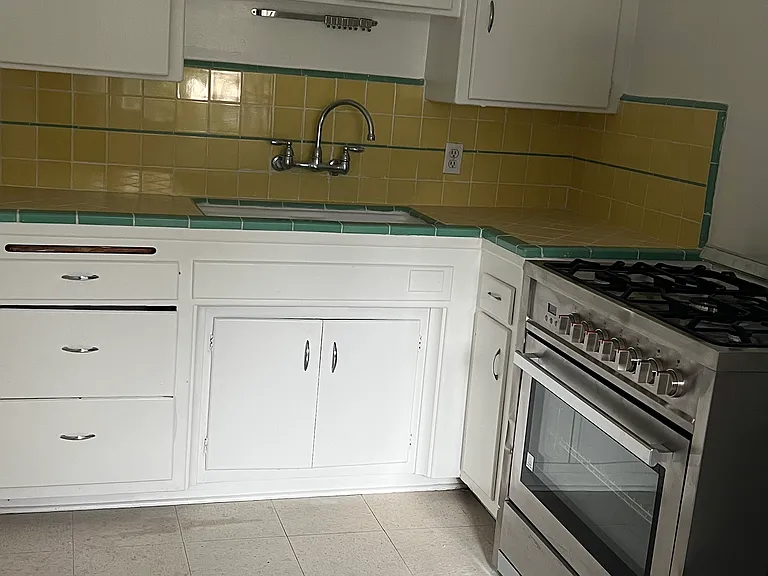126 Bicknell Ave #3 — Photo 7