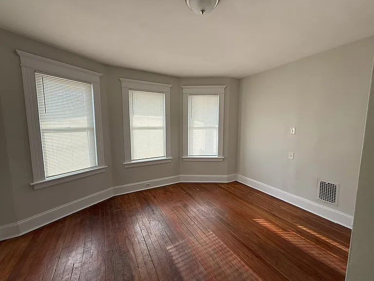 111 Smith St #1 — Photo 20