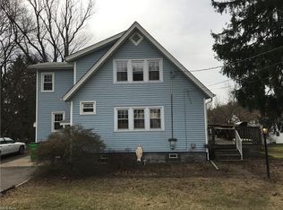 508 Rose Lane St SE, North Canton, OH 44720