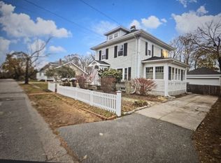 10 Champion Ter, Dartmouth, MA 02747