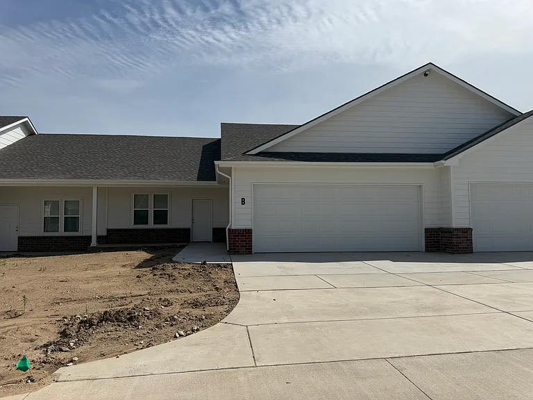 2680 N Liberty Ln #B — Photo 1