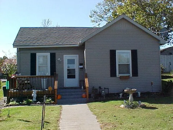 158 Totten Ave, Lancaster, KY 40444