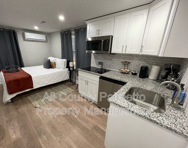 1st image of 2647 Bonds Ave APT H