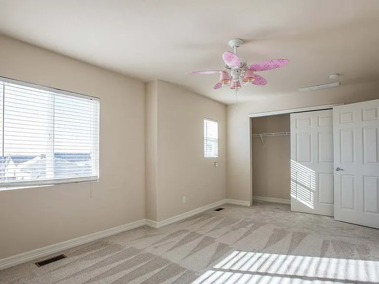 4026 Berwick Ln — Photo 17