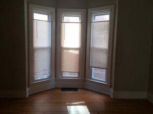 205 W 16th St, Davenport, IA 52803