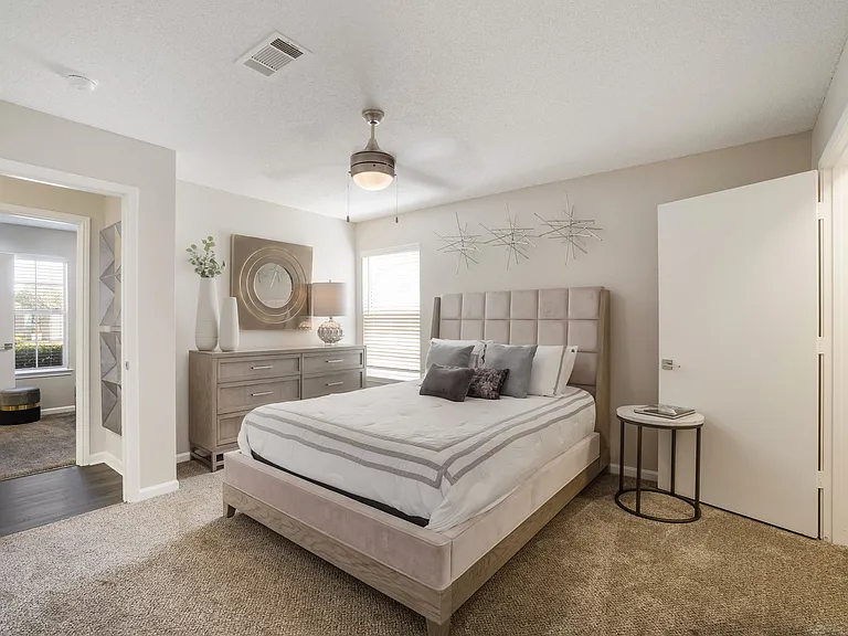 The Luxe of Southaven — Photo 13