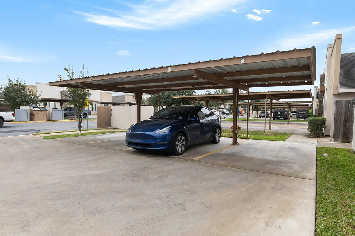 Building Photo - Javalina Ave
