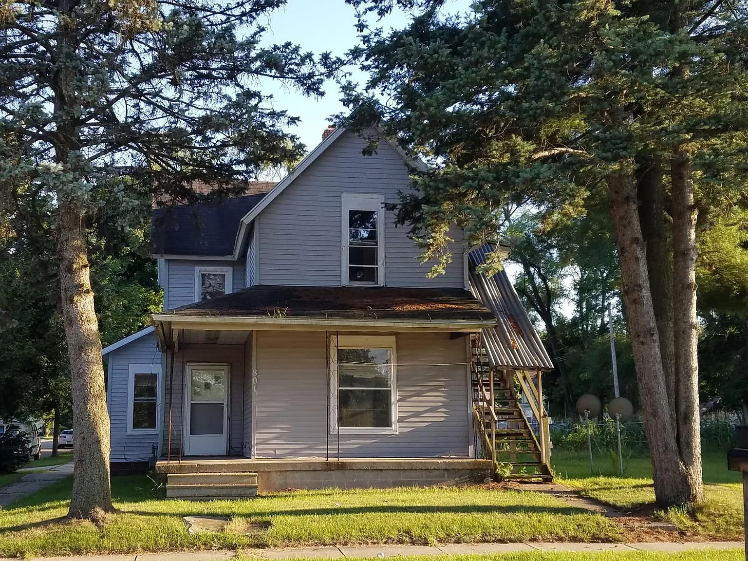 2 bed, $800 — Photo 1