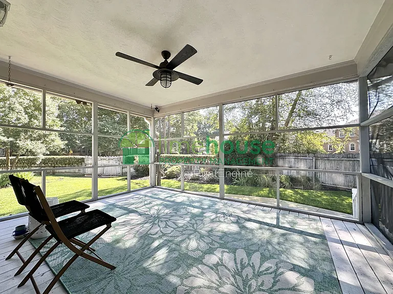 948 Forest Lakes Cir — Photo 14