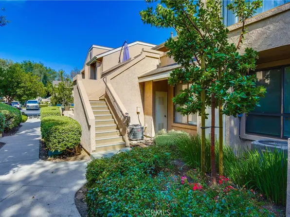 155 N Singingwood St Unit 34, Orange, CA 92869