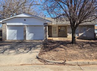 4608 Meadowpark Dr, Midwest City, OK 73110