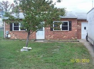 28 Defoe Cir, Newark, DE 19702