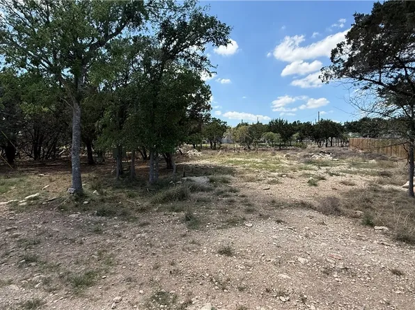 1024 Greenbriar Dr, Canyon Lake, TX 78133